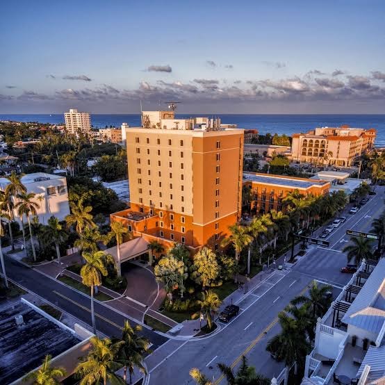 The Atlantic Suites on the Ave