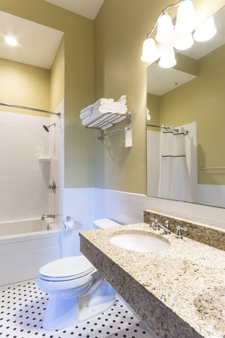 Hotel Winneshiek photo 3