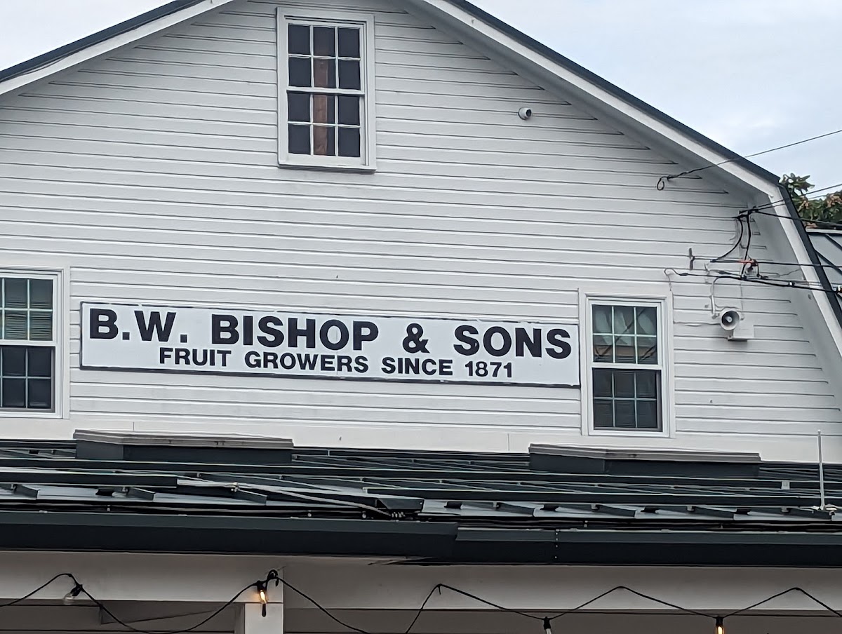 Bishop's Orchards Farm Market & Winery