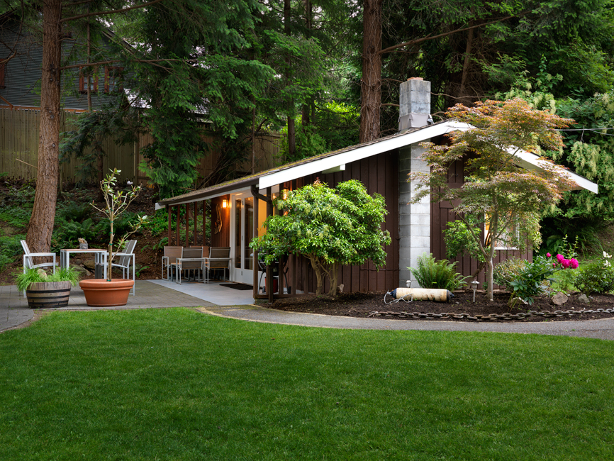 Bowen Island Lodge