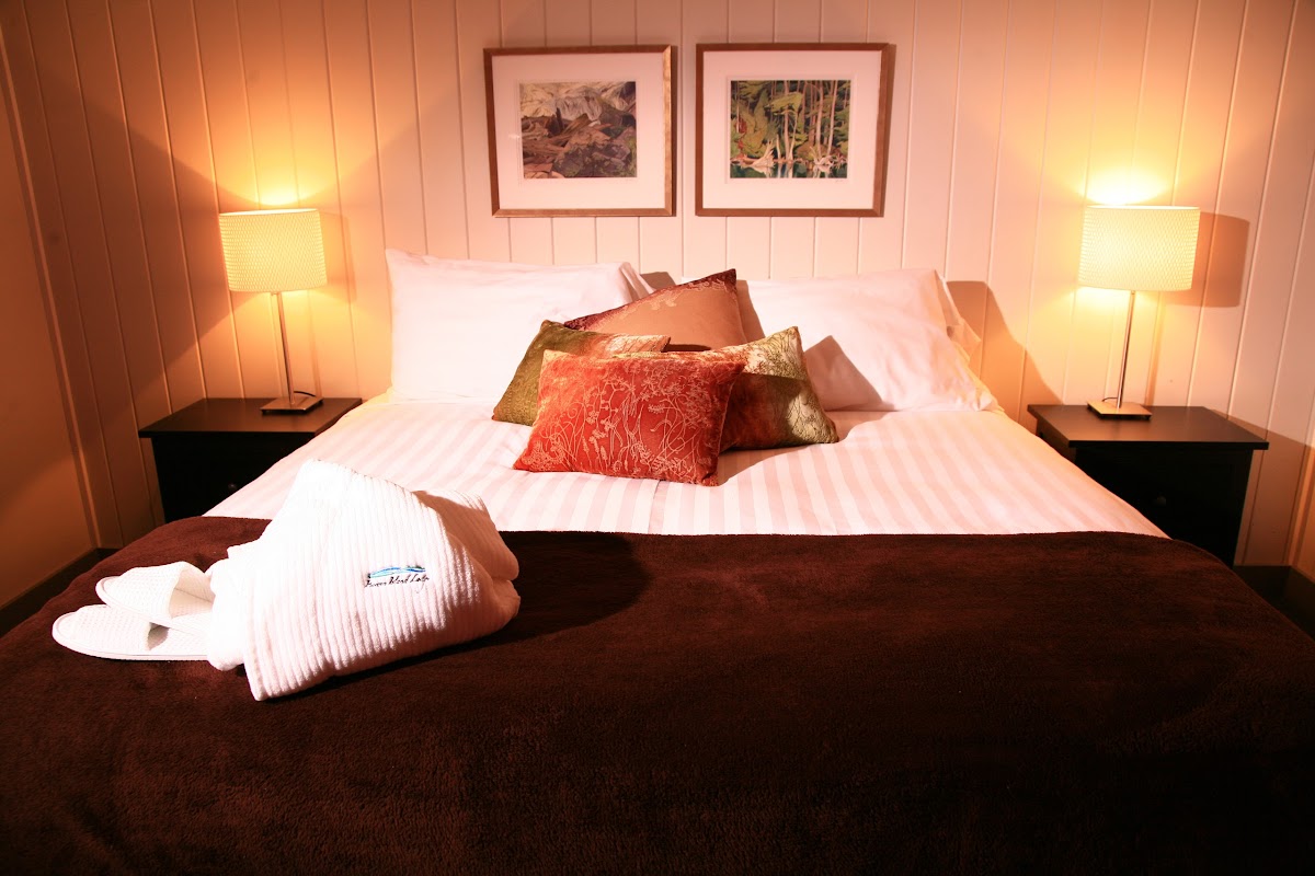 Bowen Island Lodge photo 3