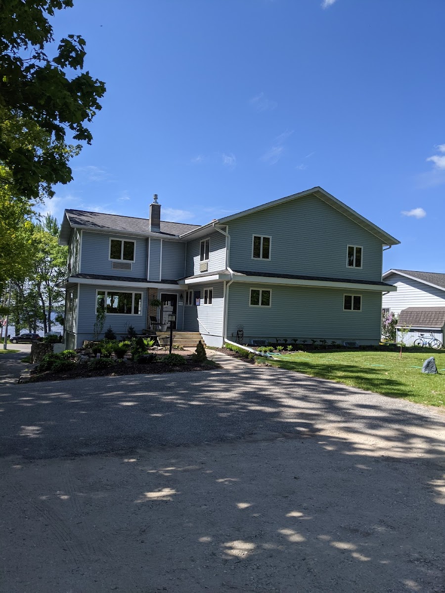 Lake Effect Inn photo 3