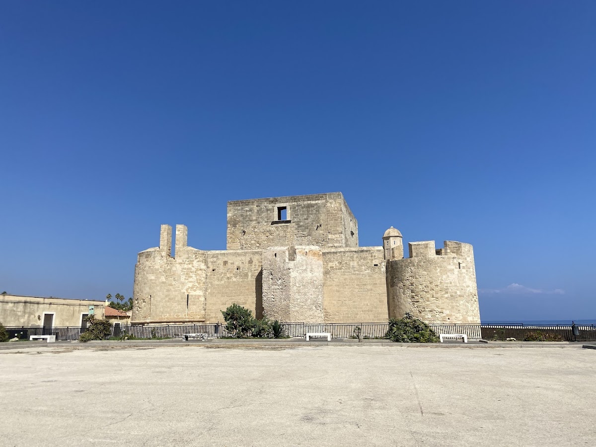 Castello di Brucoli