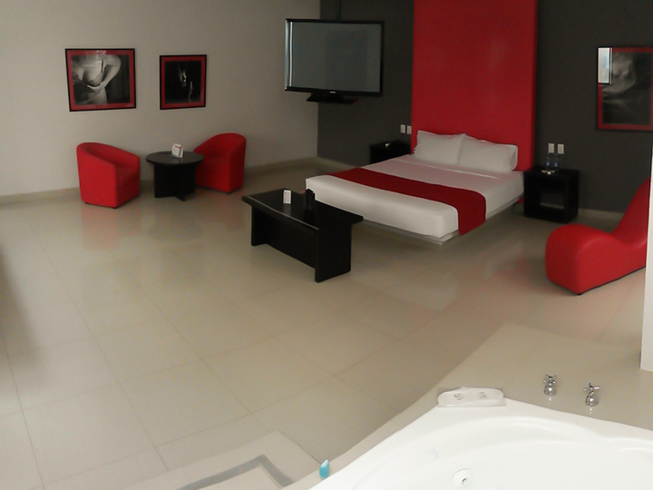 RDQ MOTEL Real De Querétaro photo 2