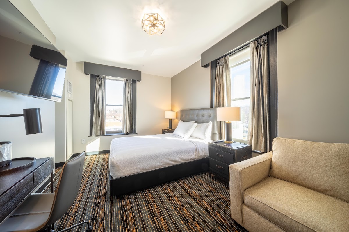Tygart Hotel, Ascend Hotel Collection photo 2