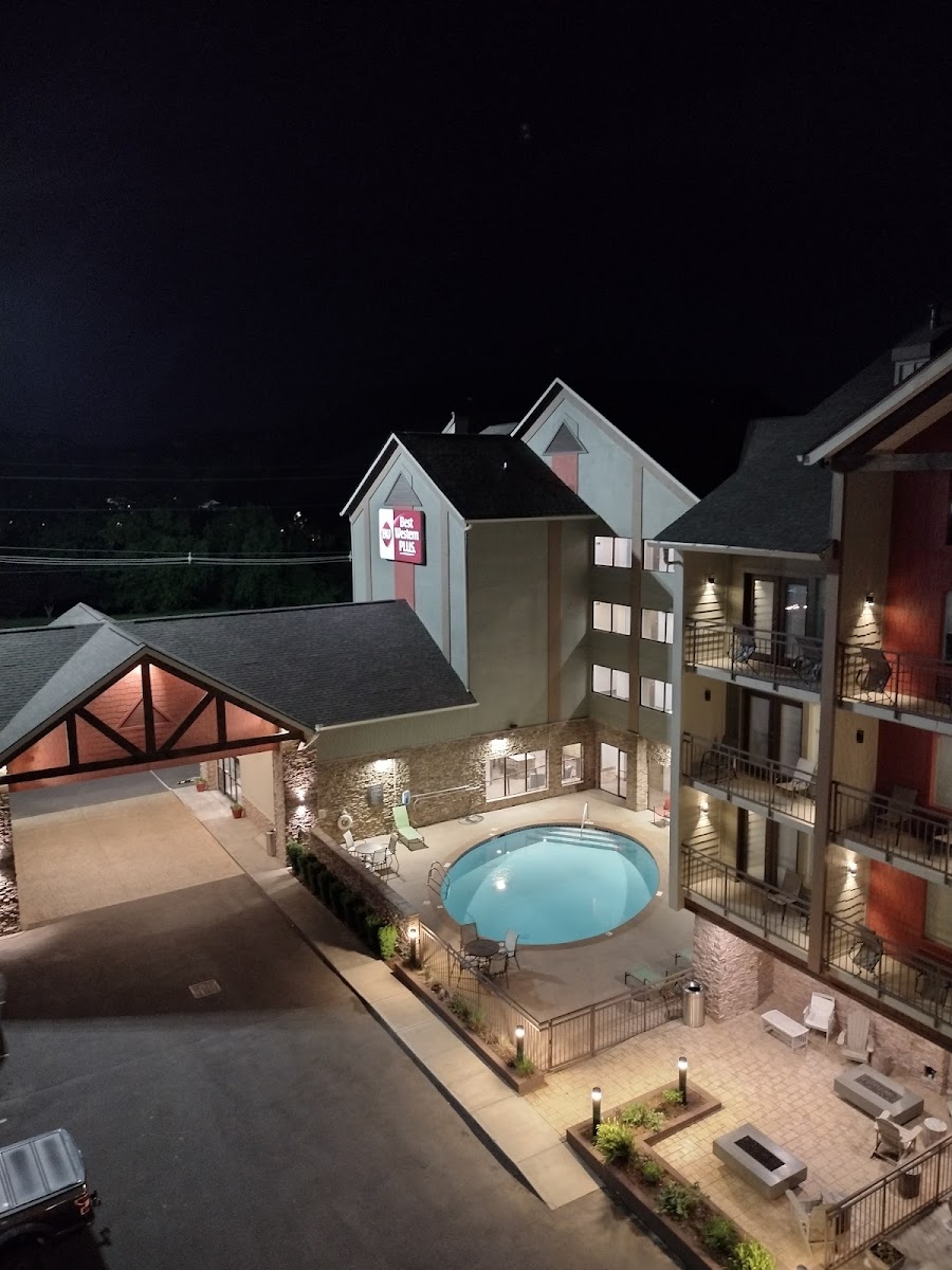 Best Western Plus Apple Valley Lodge Pigeon Forge