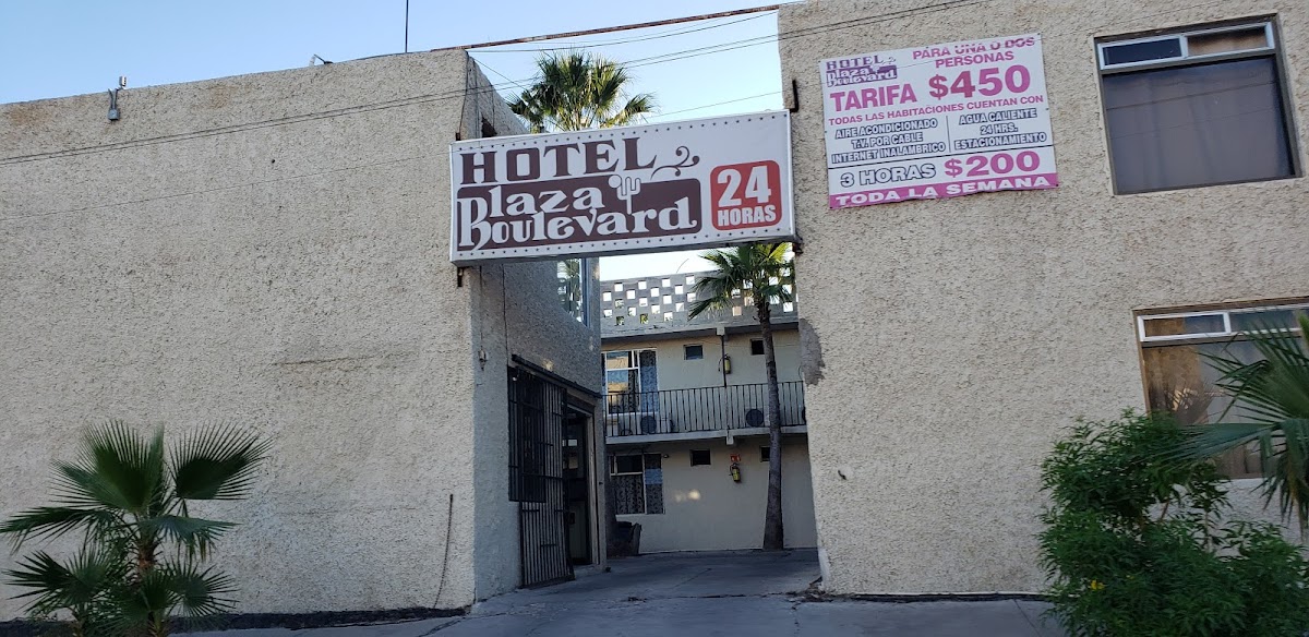 Hotel Plaza Boulevard