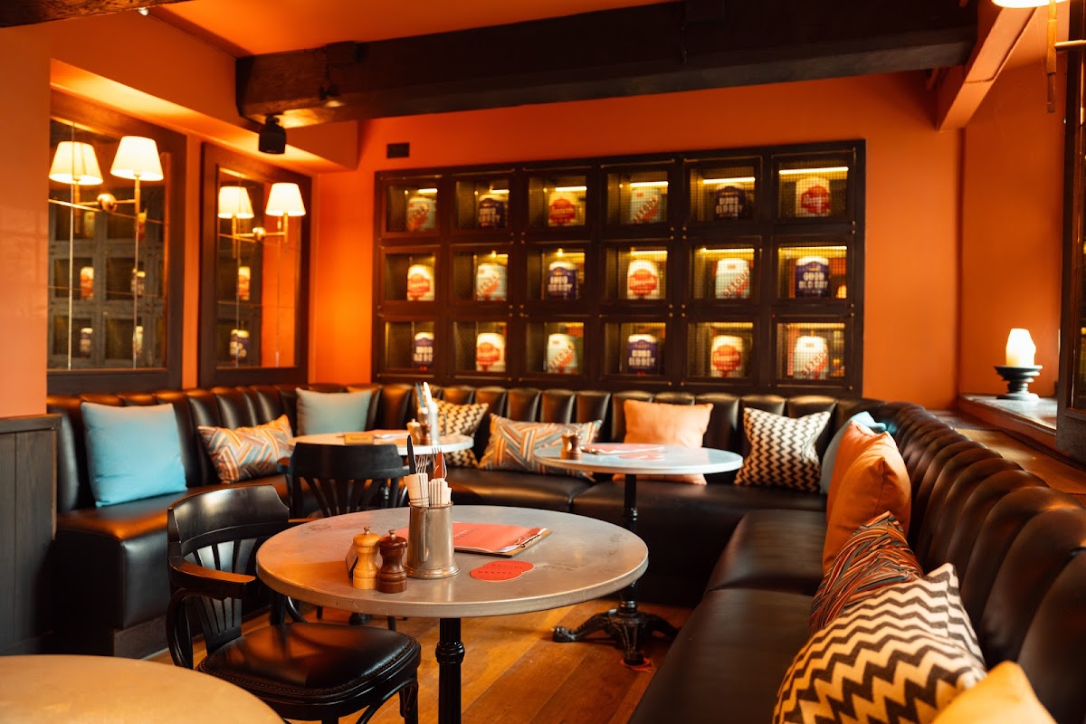 The Lygon Arms photo 2