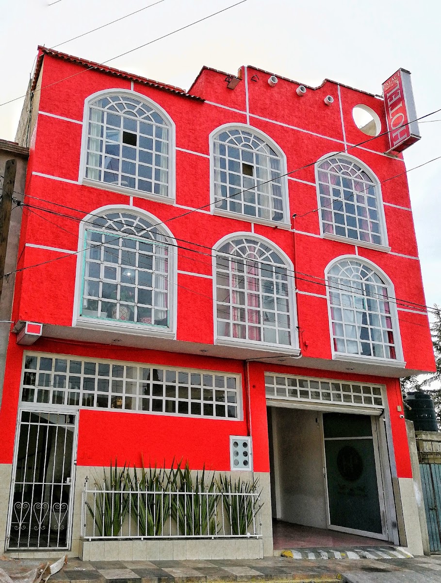 HOTEL SALON PALACE