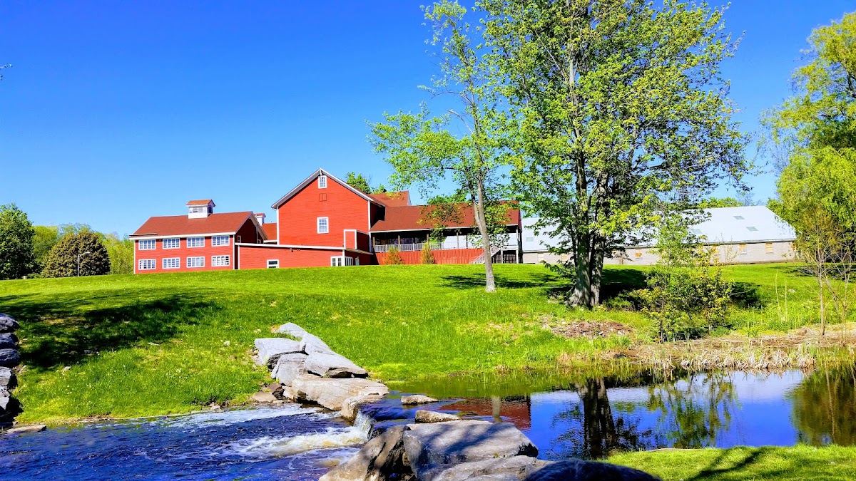Suny Oswego Fallbrook Lodge
