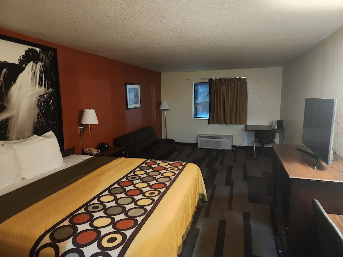 Super 8 by Wyndham Bonne Terre photo 3