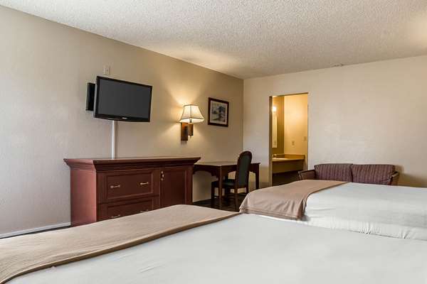 Rodeway Inn Cheyenne I-80 East photo 3
