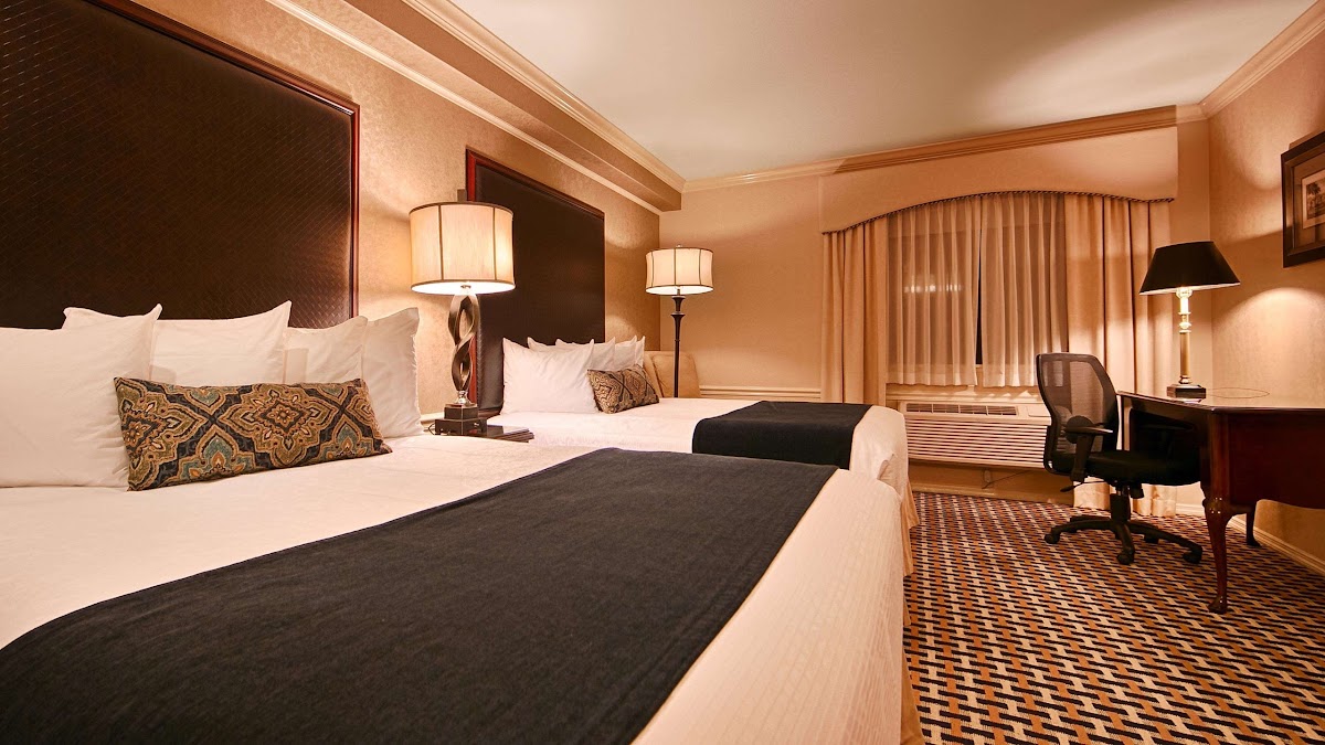 Best Western Plus Puyallup Hotel photo 3