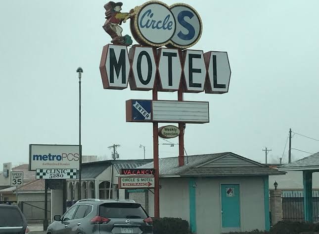 Circle S Motel