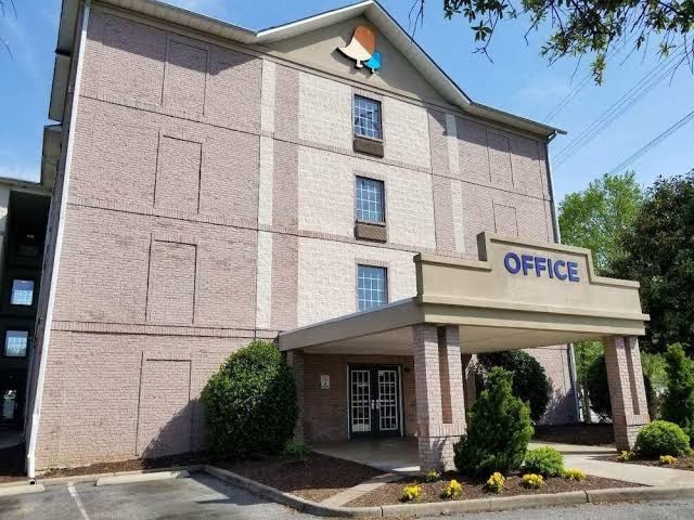 InTown Suites Extended Stay Select Hampton VA