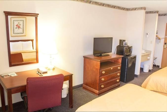 View Inn & Suites photo 3