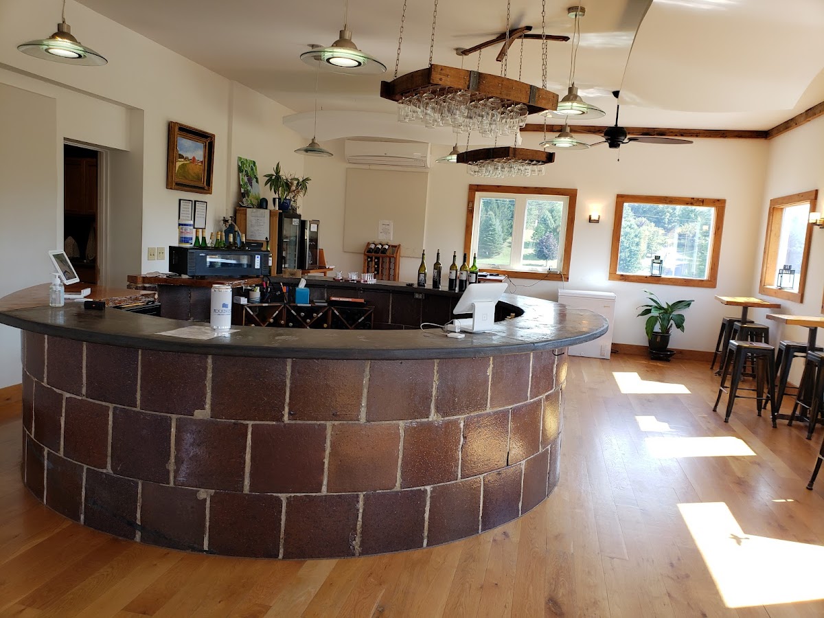 Rockbridge Vineyard & Brewery
