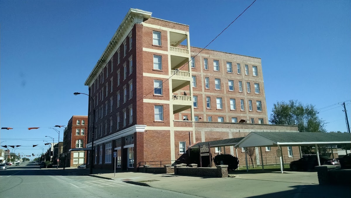 Booth Hotel photo 2