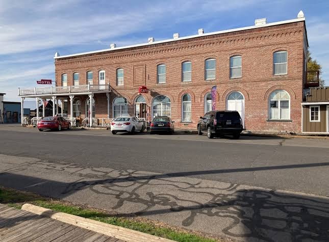 Shaniko Hotel