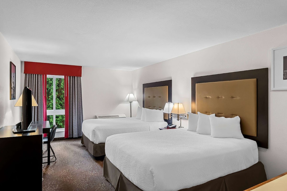 Ramada by Wyndham SeaTac Airport photo 2