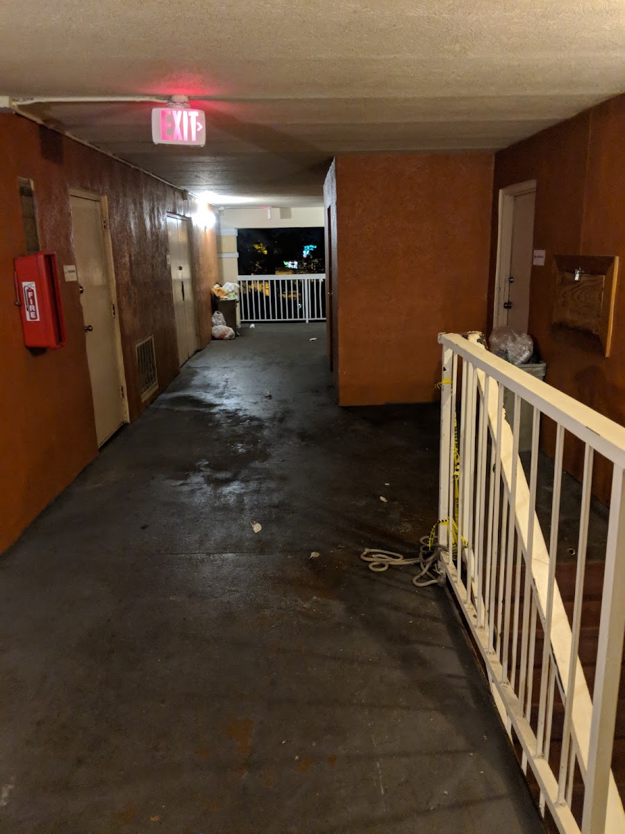 Travelodge by Wyndham Fredericksburg photo 3