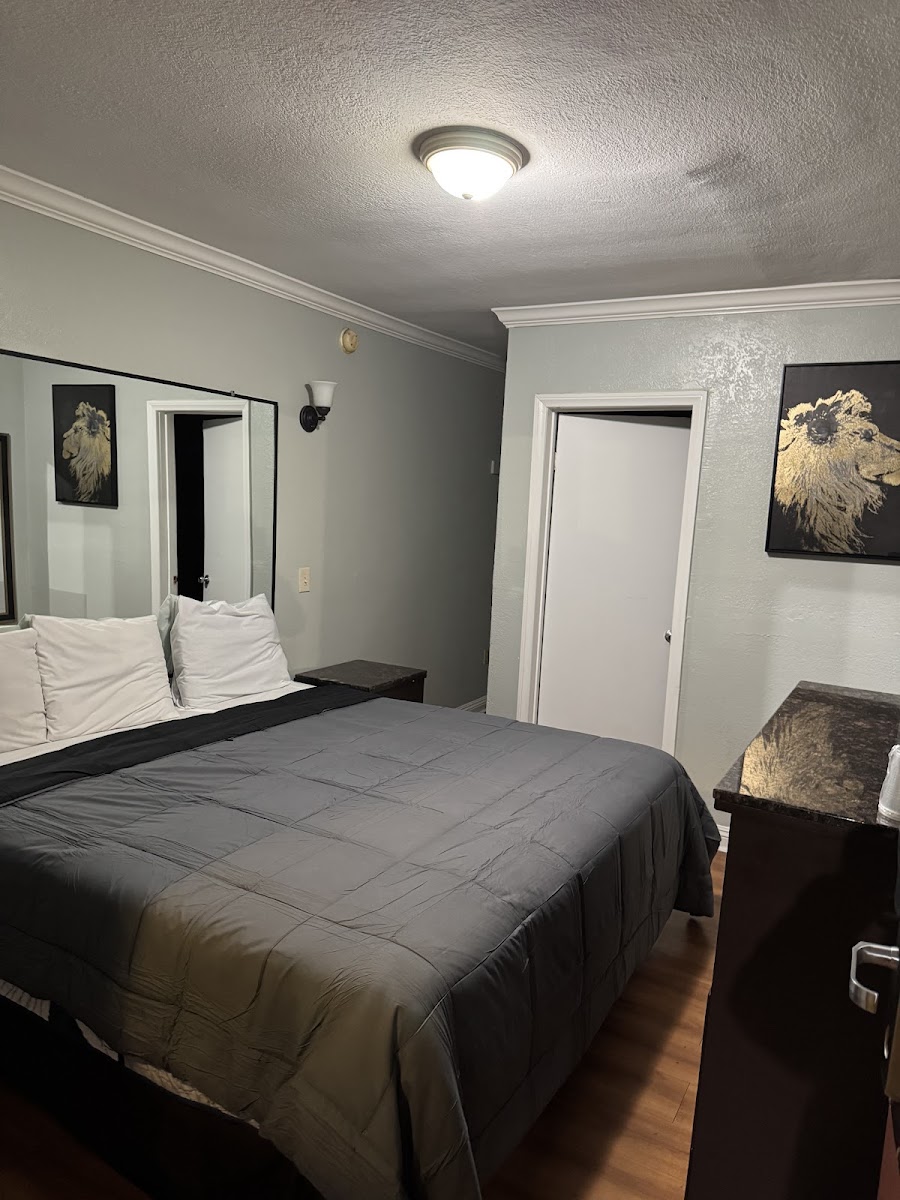 La Cienega Inn Motel photo 2