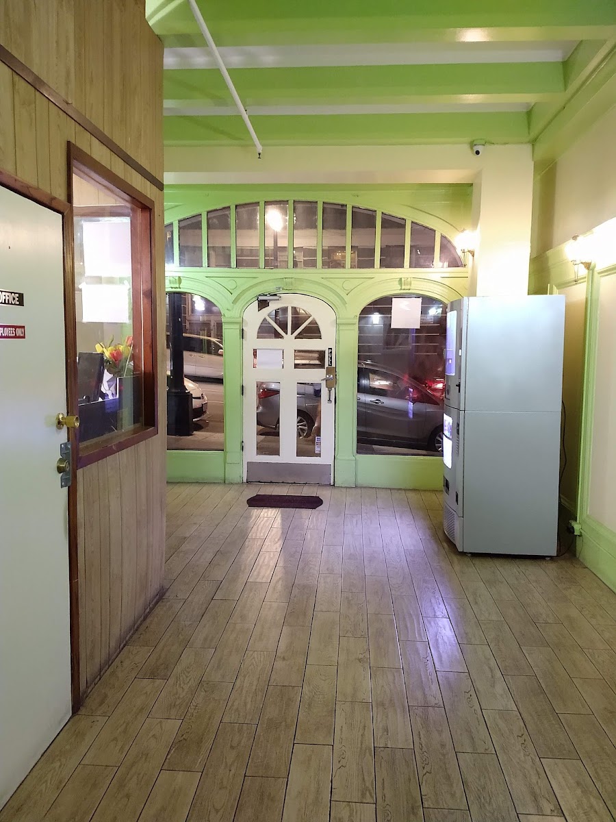 Aldrich Hotel photo 2