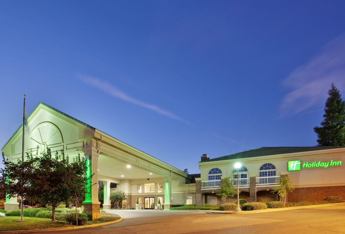 Holiday Inn Auburn, an IHG Hotel