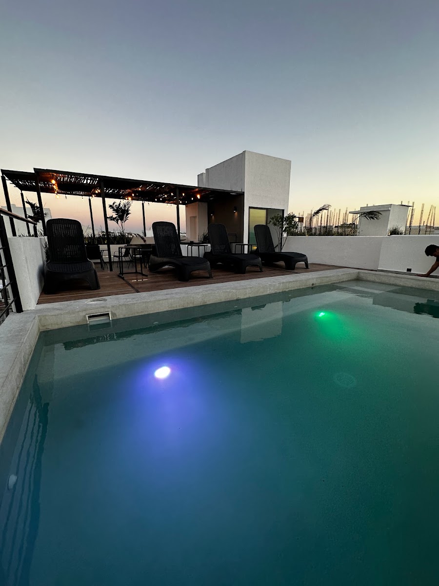 Live Coco Suites photo 2