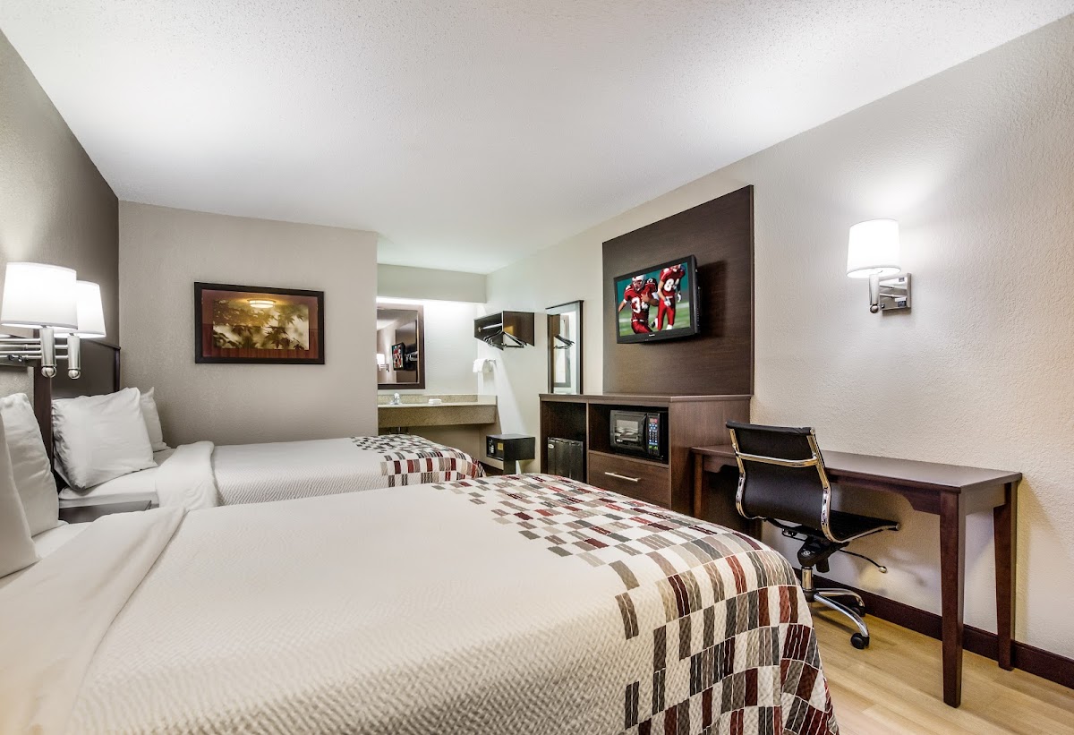 Red Roof Inn Lexington photo 2