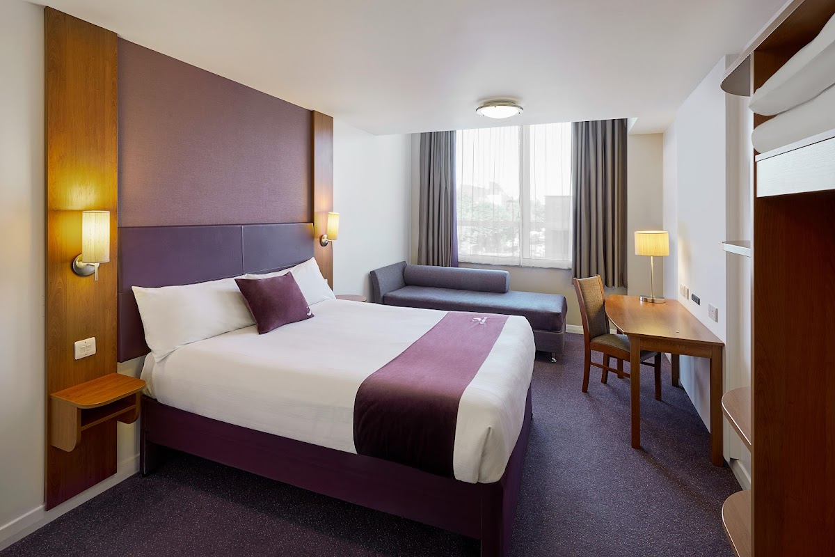 Premier Inn Birmingham South (Longbridge Station) hotel photo 2