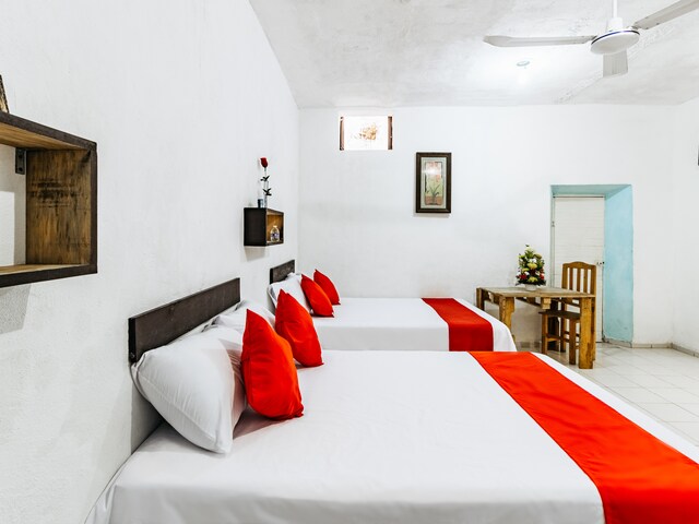OYO Hotel Casa Lidia photo 2