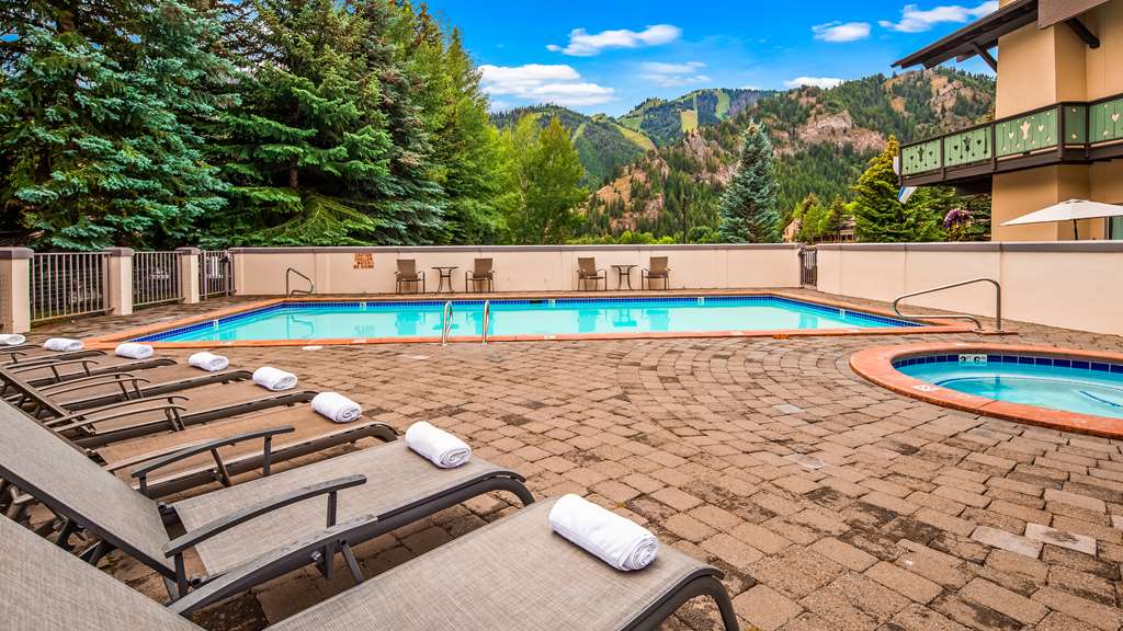 Best Western Tyrolean Lodge photo 3