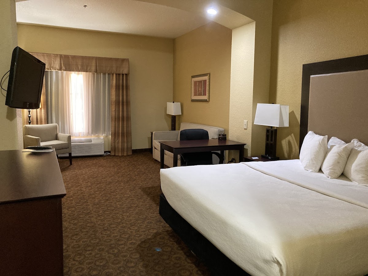 La Quinta Inn & Suites by Wyndham Vicksburg photo 2