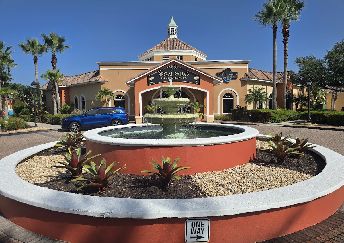 Regal Palms Resort photo 3