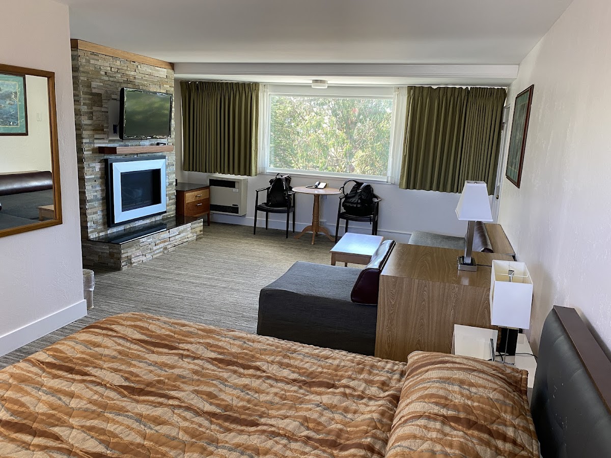 Seal Rock Inn photo 2