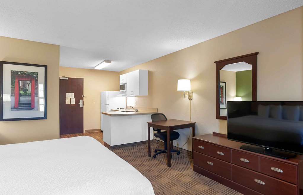 Extended Stay America Select Suites- Columbia - Ft. Jackson photo 3
