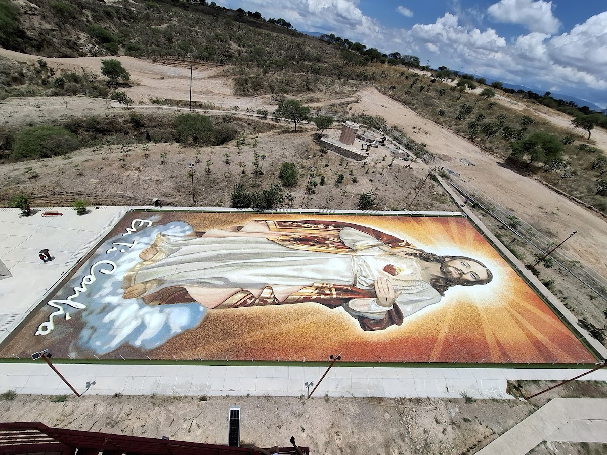 PARQUE CORAZON MONUMENTAL Sagrado Corazon de Jesús