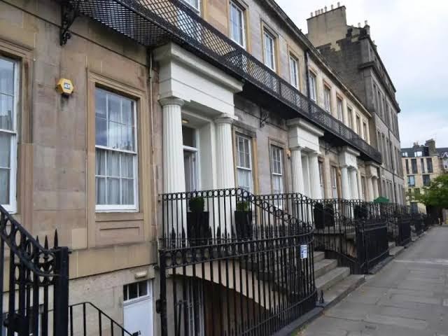 Windsor Street Apartments