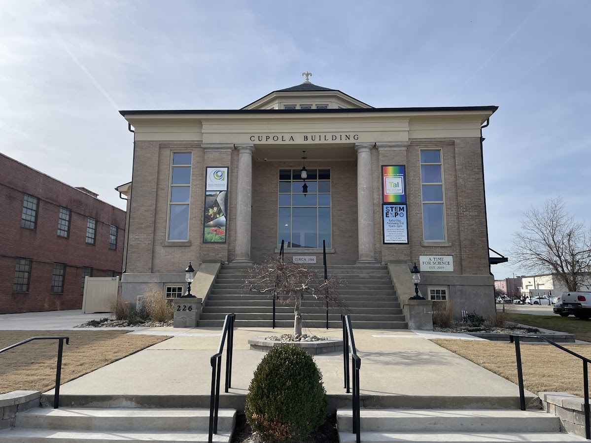 North Carolina Museum of Natural Sciences at Greenville and Contentnea Creek