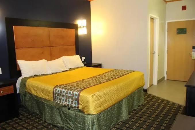 Homegate Inn & Suites photo 2