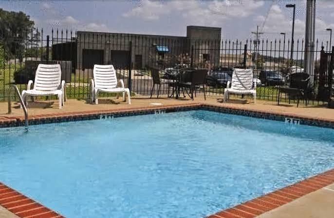 Homegate Inn & Suites photo 3