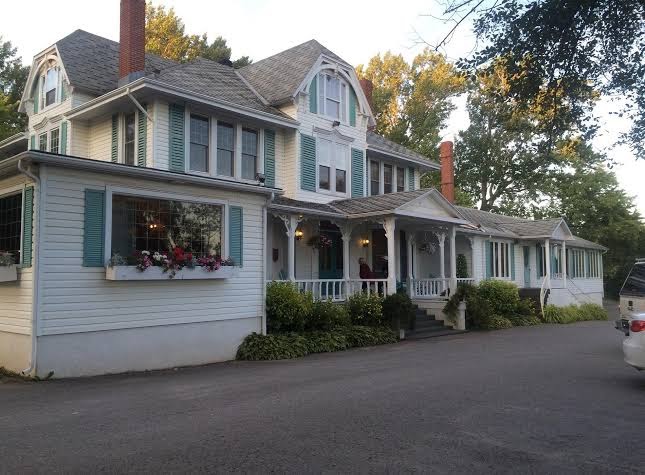 Hotel Auberge Du Parc Inn
