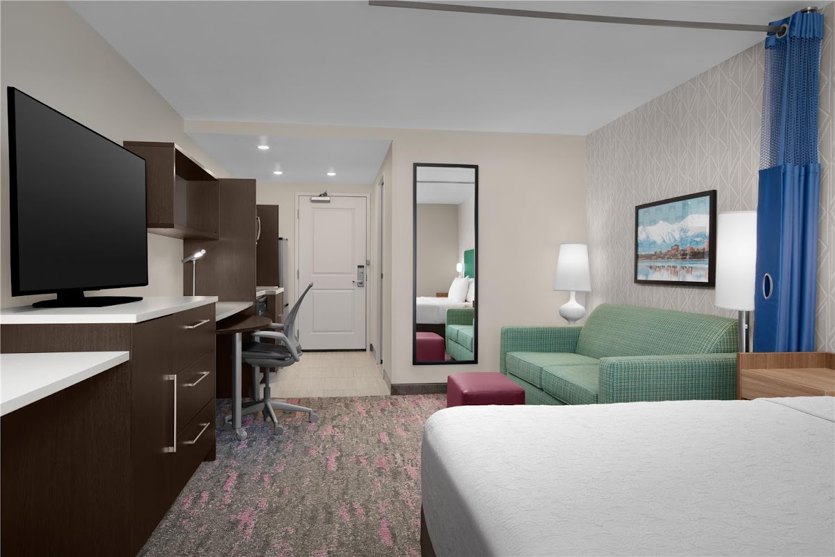 Home2 Suites by Hilton Anchorage/Midtown photo 2