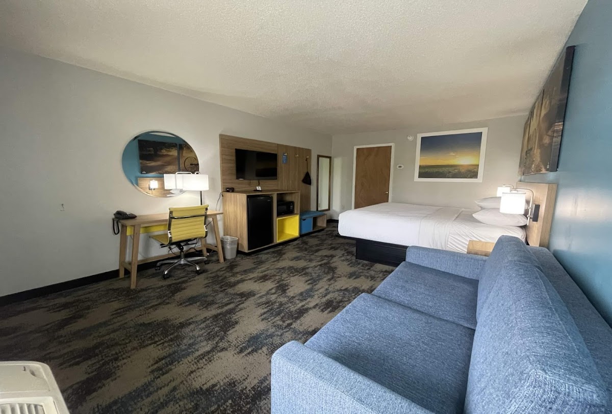 Days Inn & Suites by Wyndham York photo 2