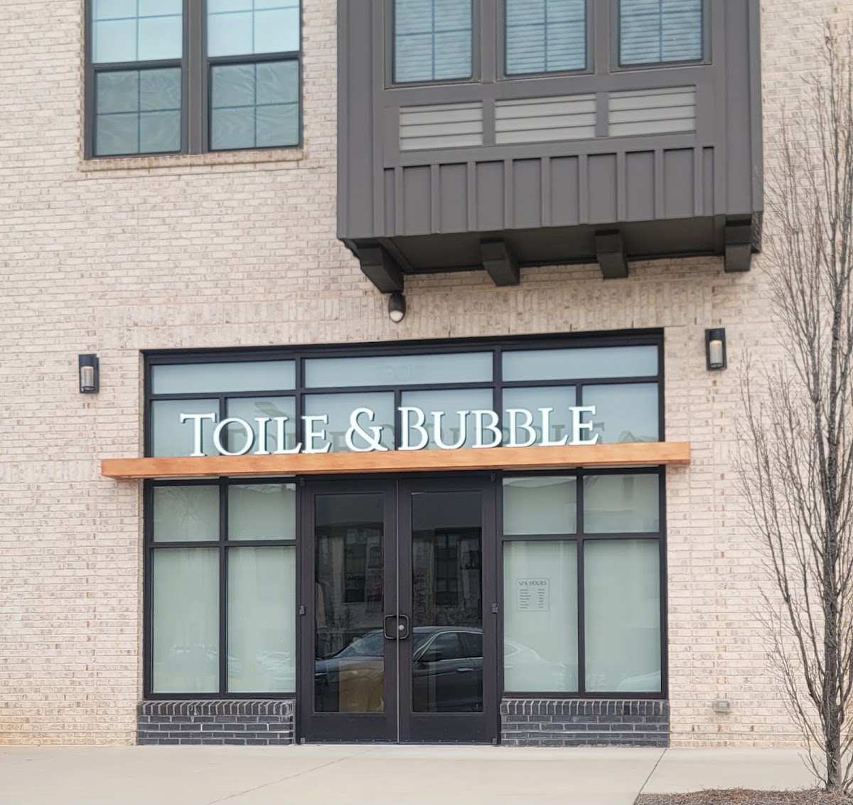 Toile & Bubble Boutique Inn and Spa