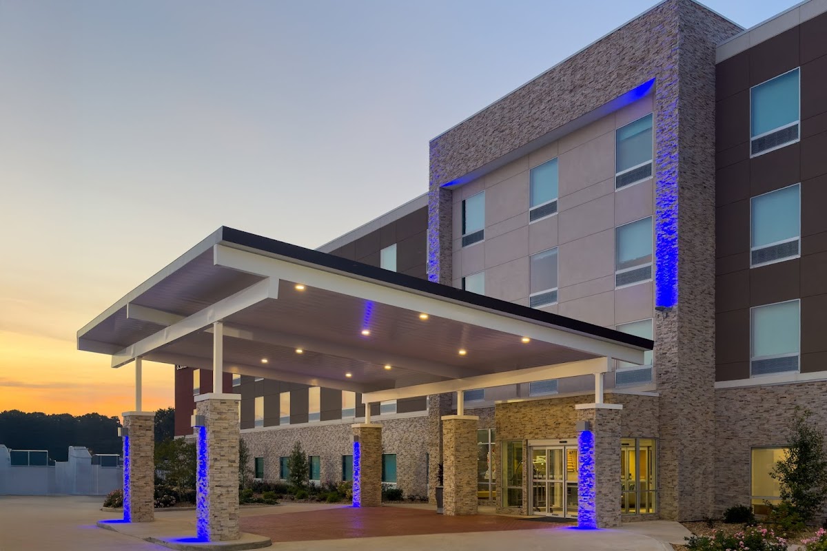 Holiday Inn Express & Suites Meridian I-20 by IHG