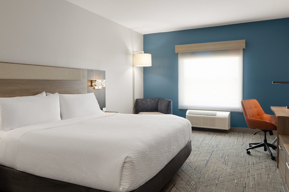 Holiday Inn Express & Suites Meridian I-20 by IHG photo 2