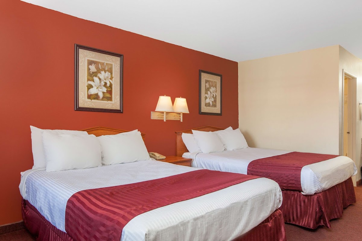 Americas Best Value Inn & Suites Bakersfield Central photo 2