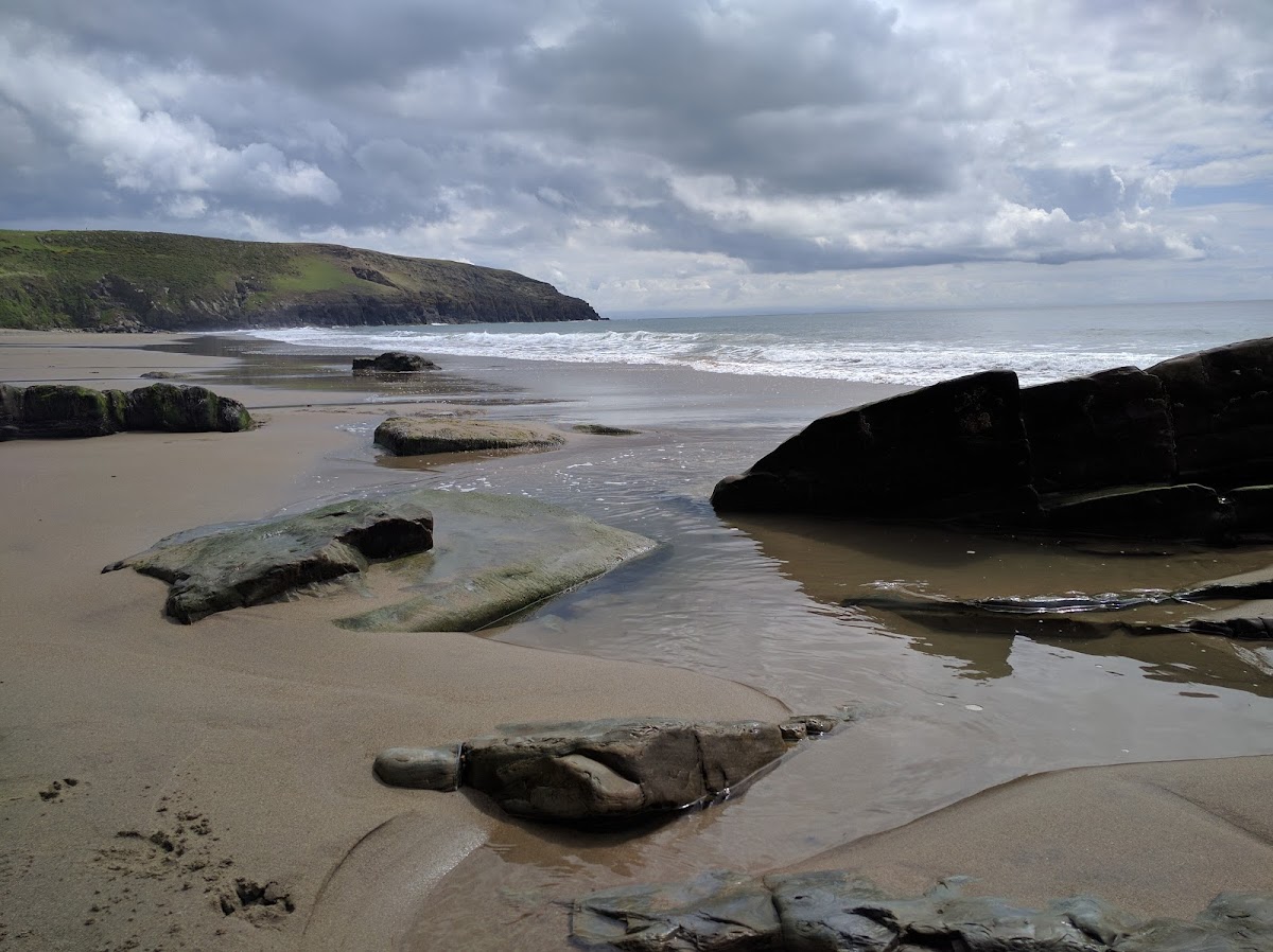Traeth Porth Ceiriad